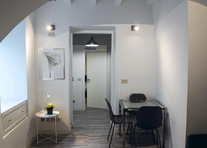 Sangiuliano282 公寓 *